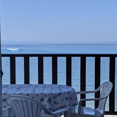Seafront Apartment ペフコホリ エクステリア 写真