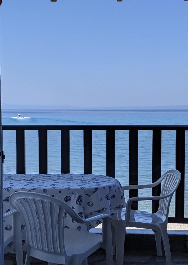 Seafront Apartment ペフコホリ エクステリア 写真